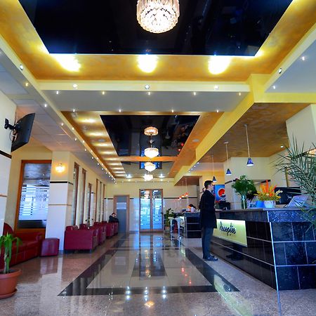 Hotel Seneca Μπάια Μάρε Εξωτερικό φωτογραφία