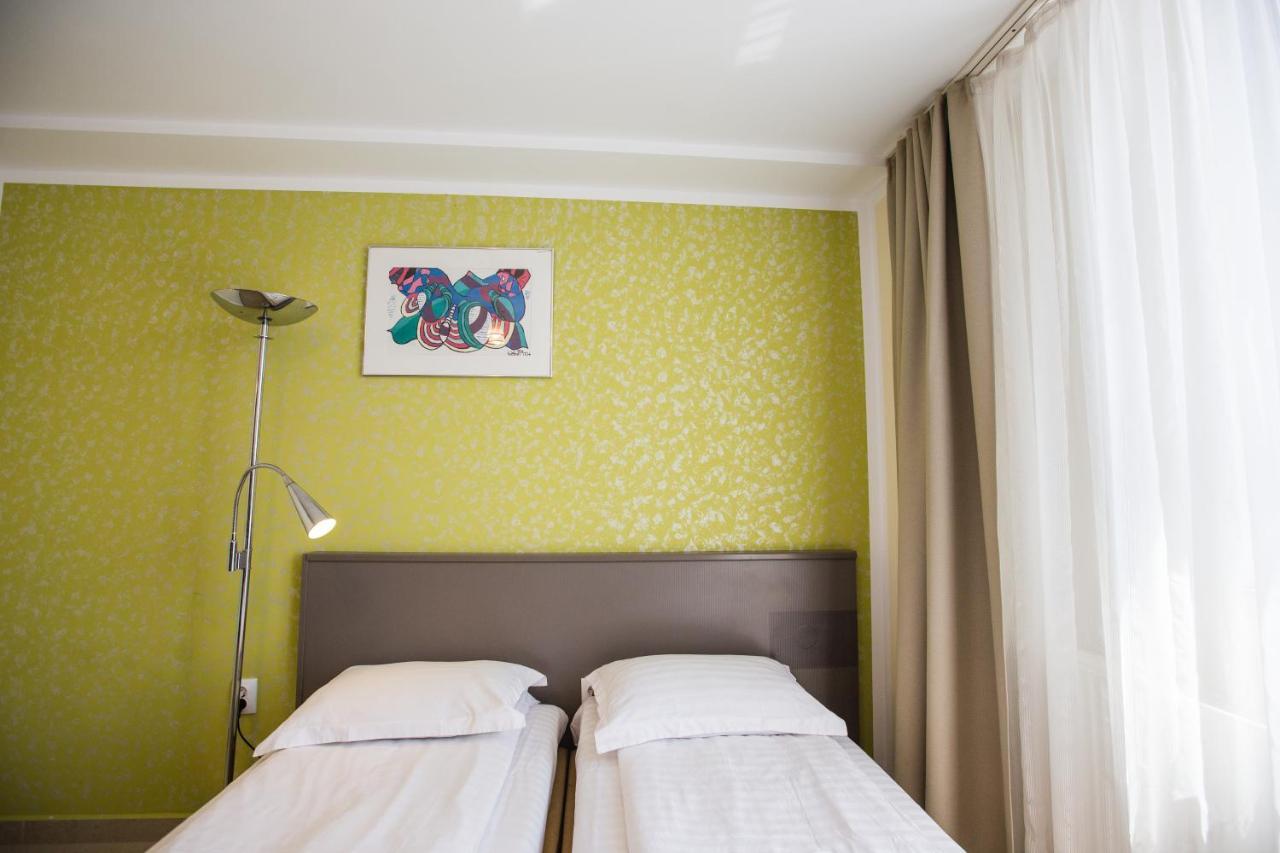 Hotel Seneca Μπάια Μάρε Εξωτερικό φωτογραφία