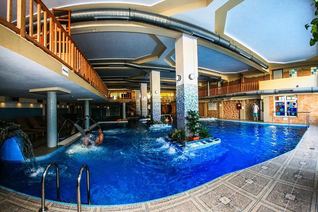 Hotel Seneca Μπάια Μάρε Εξωτερικό φωτογραφία