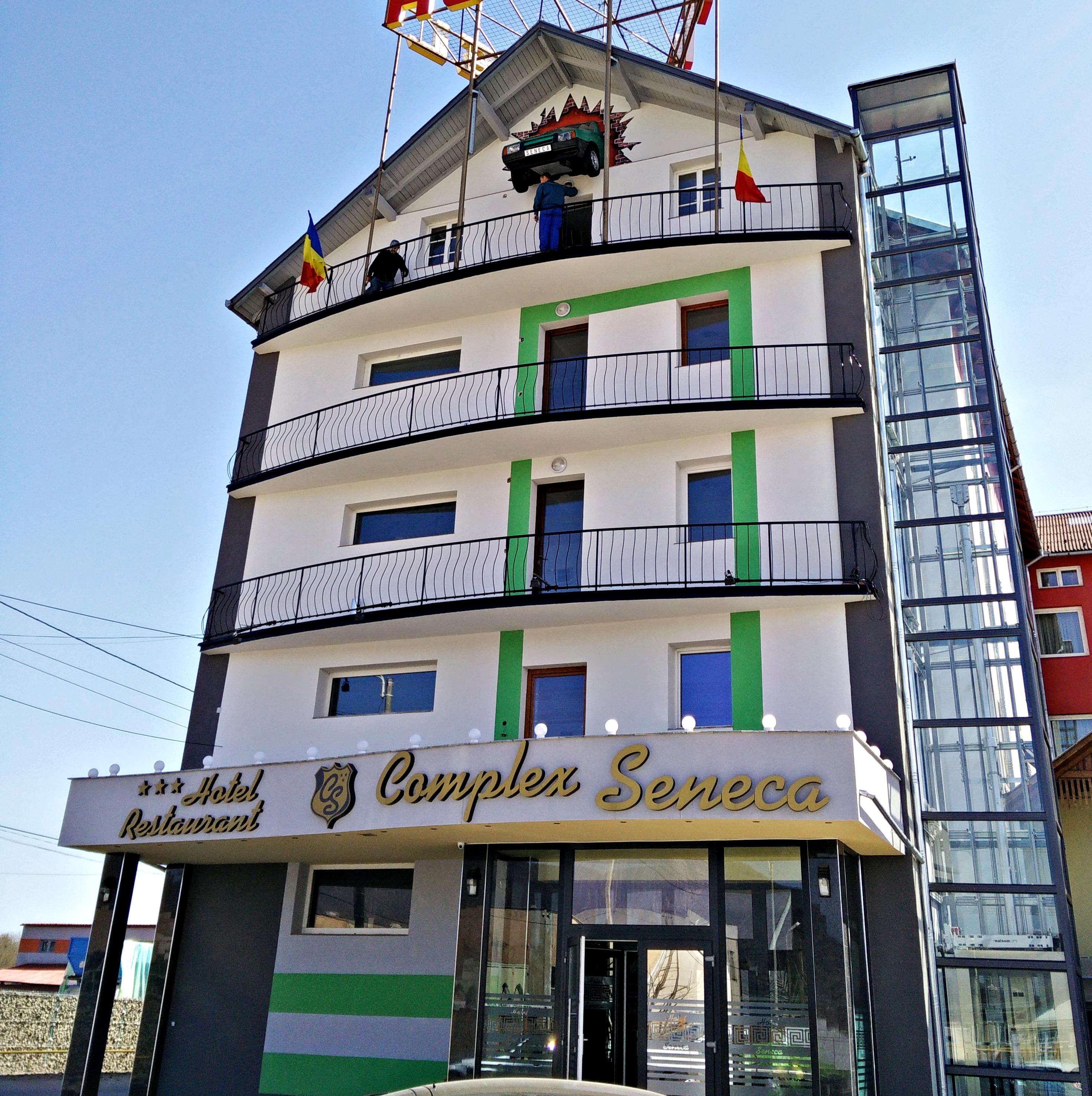 Hotel Seneca Μπάια Μάρε Εξωτερικό φωτογραφία