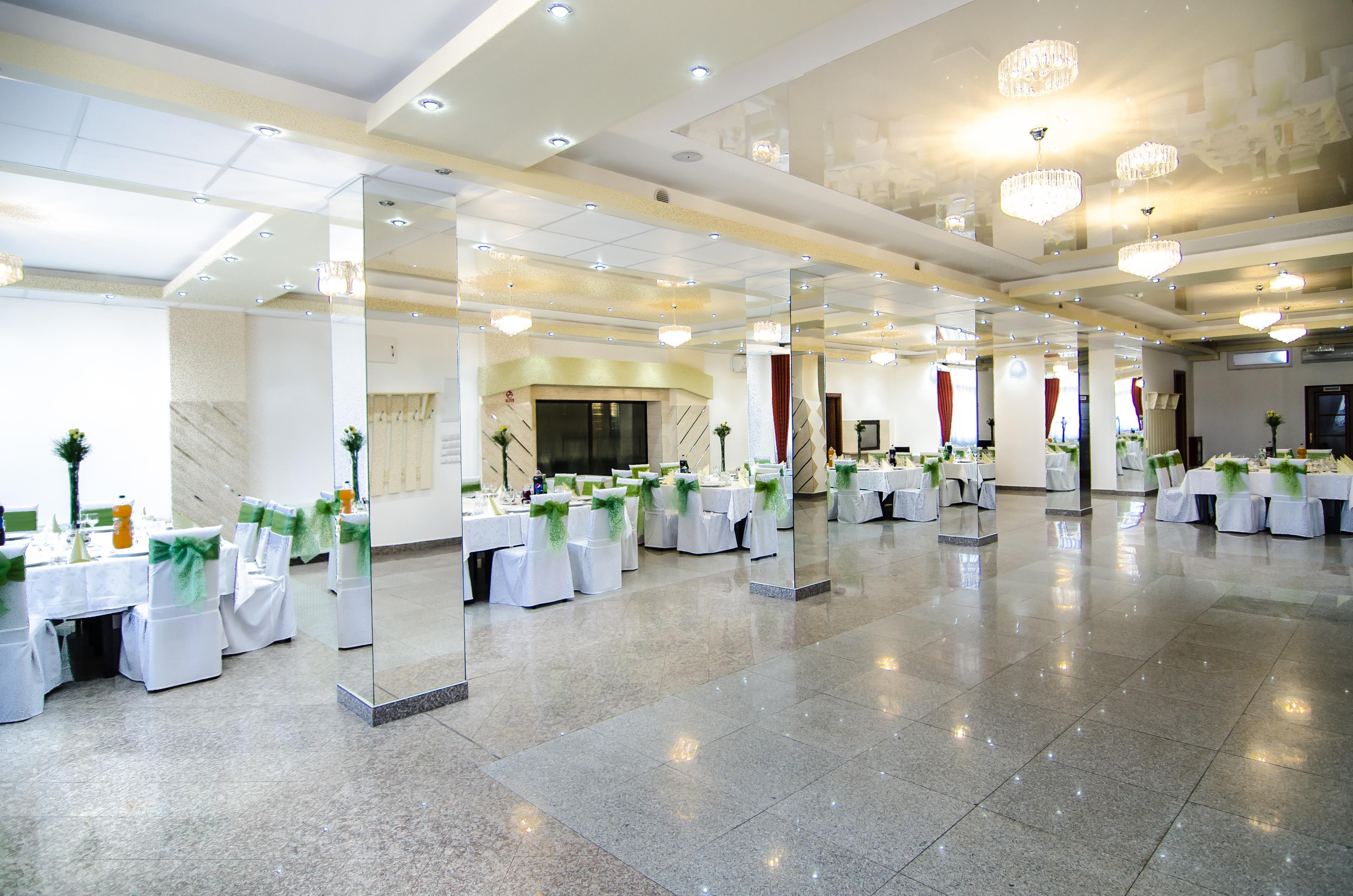 Hotel Seneca Μπάια Μάρε Εξωτερικό φωτογραφία