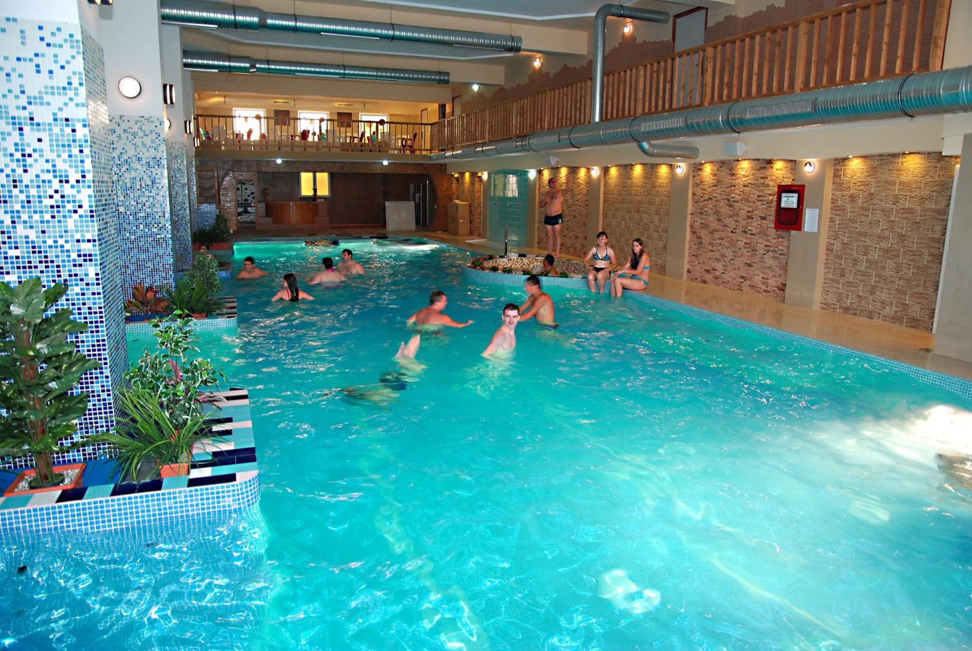 Hotel Seneca Μπάια Μάρε Εξωτερικό φωτογραφία