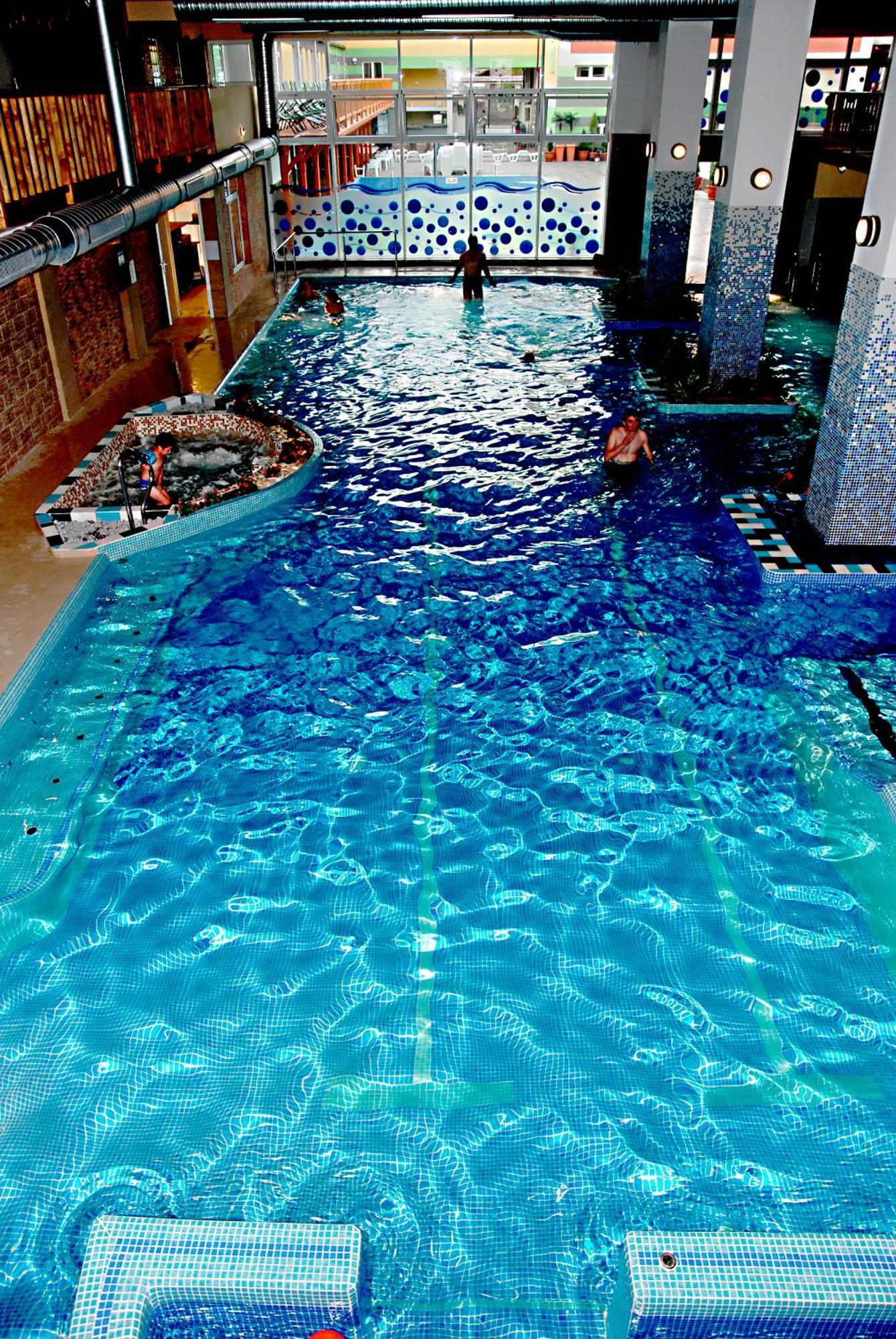 Hotel Seneca Μπάια Μάρε Εξωτερικό φωτογραφία