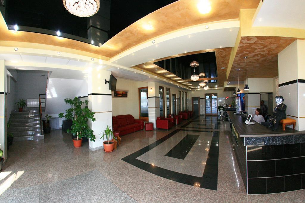 Hotel Seneca Μπάια Μάρε Εξωτερικό φωτογραφία