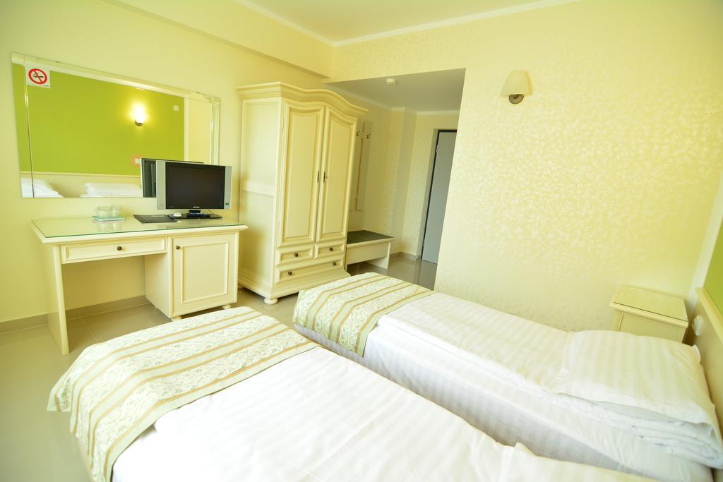 Hotel Seneca Μπάια Μάρε Εξωτερικό φωτογραφία
